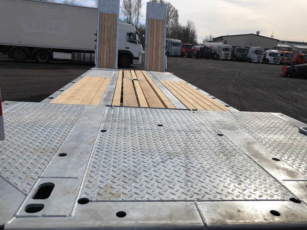 Fliegl DTS-S 300 - Низкорамный прицеп: фото 5 Fliegl DTS-S 300 - Низкорамный прицеп: фото 5