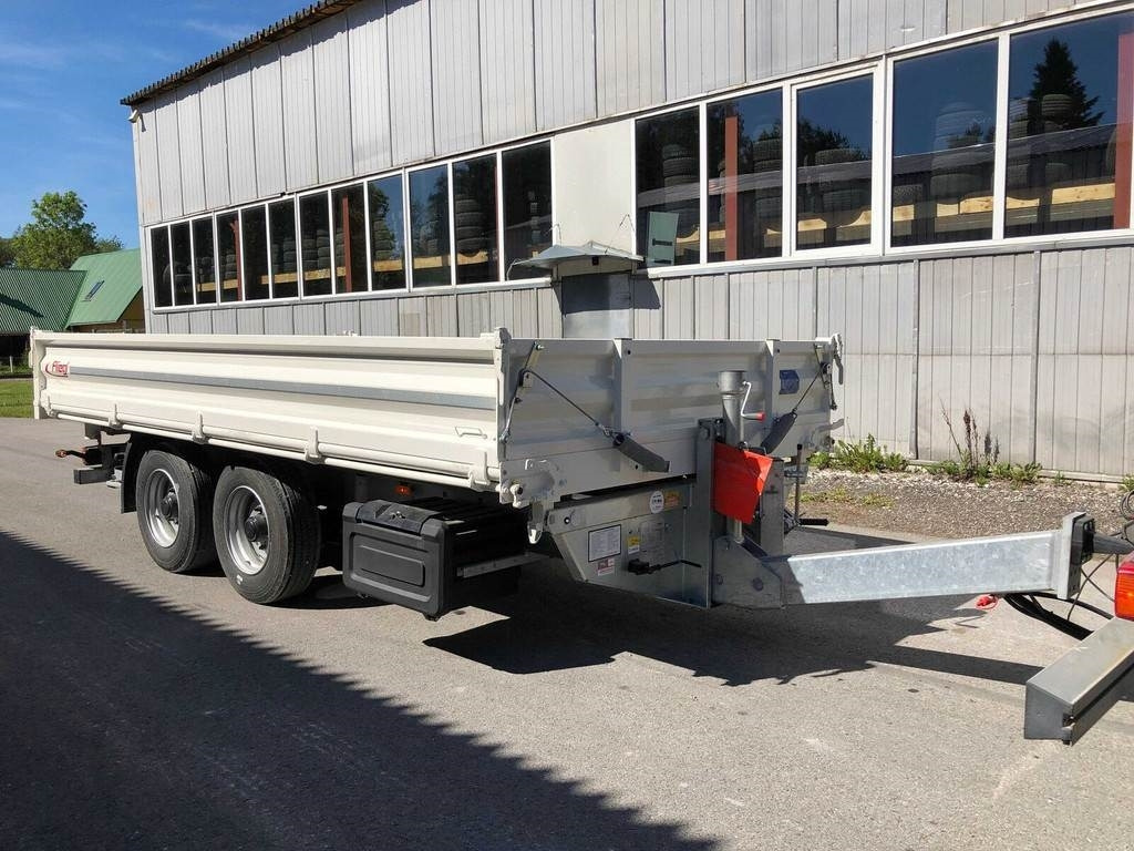 Fliegl TSK 118 3-WAY TIP - Самосвальный прицеп: фото 4 Fliegl TSK 118 3-WAY TIP - Самосвальный прицеп: фото 4