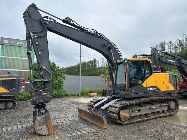 Volvo EC 160 E - Гусеничный экскаватор: фото 1 Volvo EC 160 E - Гусеничный экскаватор: фото 1