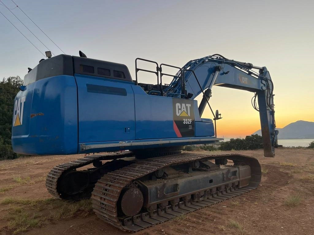 CAT 352 F XE - Гусеничный экскаватор: фото 3 CAT 352 F XE - Гусеничный экскаватор: фото 3
