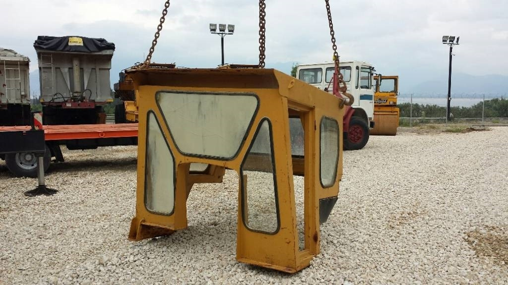 CAT Καμπίνα Caterpillar - Кабина для Строительной техники: фото 2 CAT Καμπίνα Caterpillar - Кабина для Строительной техники: фото 2