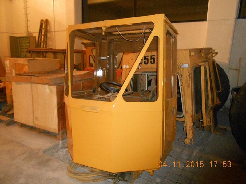 CAT ORIGINAL CAT 988B RESTORE CABIN - Кабина для Строительной техники: фото 3 CAT ORIGINAL CAT 988B RESTORE CABIN - Кабина для Строительной техники: фото 3