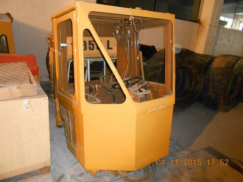 CAT ORIGINAL CAT 988B RESTORE CABIN - Кабина для Строительной техники: фото 1 CAT ORIGINAL CAT 988B RESTORE CABIN - Кабина для Строительной техники: фото 1
