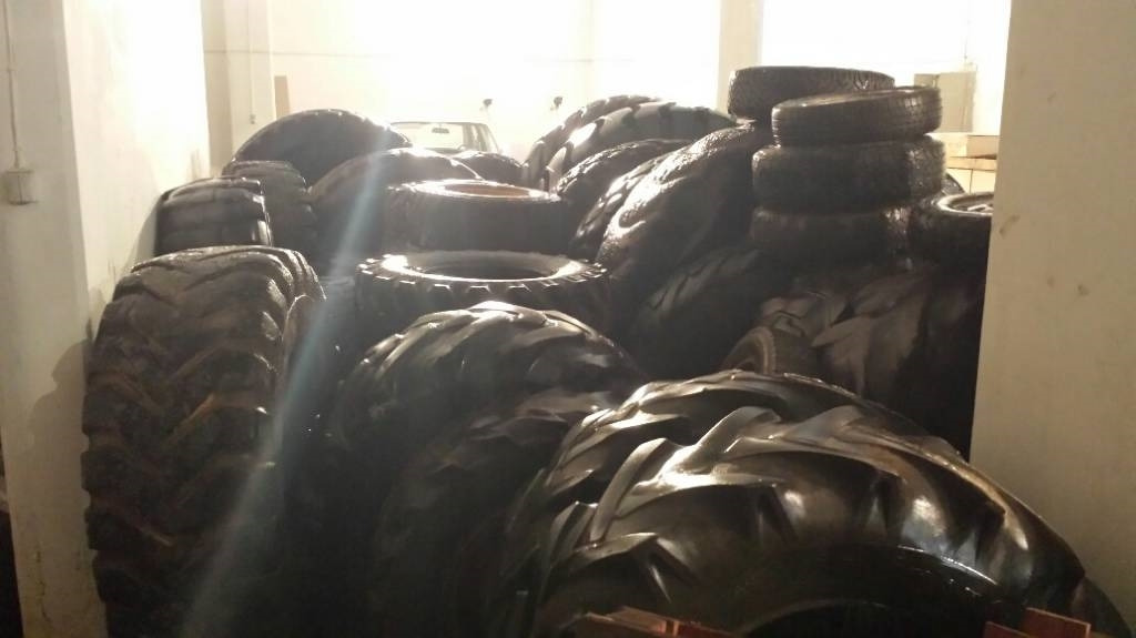 ΕΛΑΣΤΙΚΑ - Шина для Строительной техники: фото 2 ΕΛΑΣΤΙΚΑ - Шина для Строительной техники: фото 2