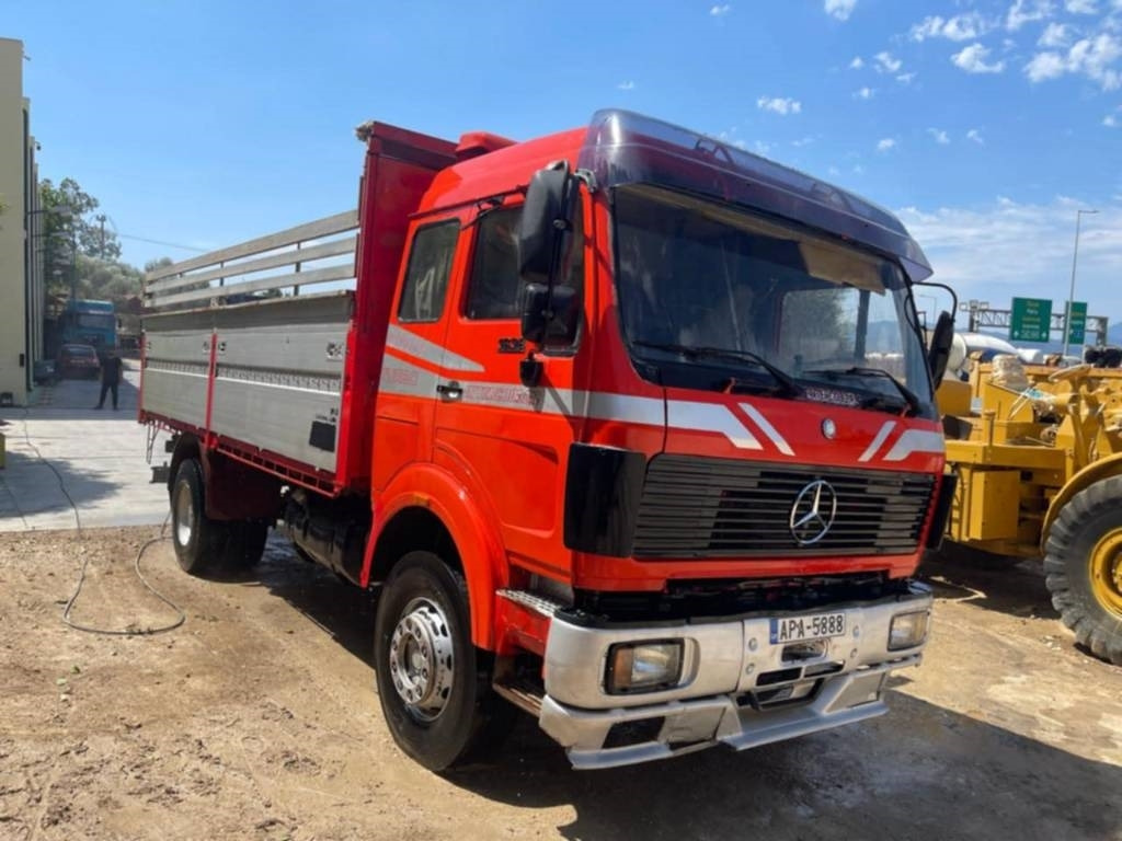 Mercedes-Benz 1638 - Грузовик бортовой/ Платформа: фото 4 Mercedes-Benz 1638 - Грузовик бортовой/ Платформа: фото 4