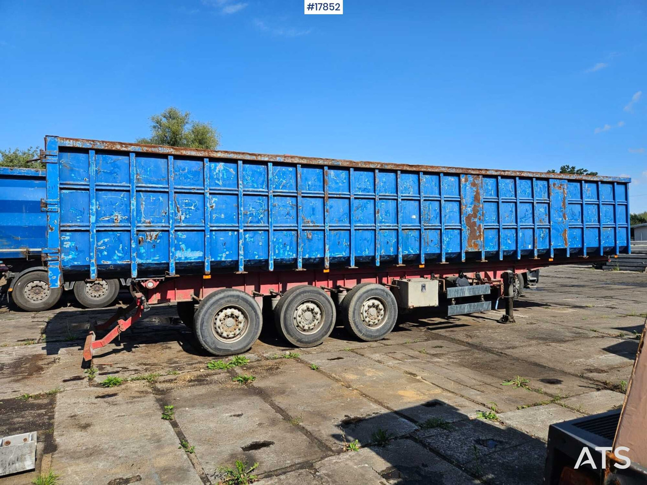 2009 Naczepa ciężarowa wywrotka Invepe SR 8 - Самосвальный полуприцеп: фото 4 2009 Naczepa ciężarowa wywrotka Invepe SR 8 - Самосвальный полуприцеп: фото 4