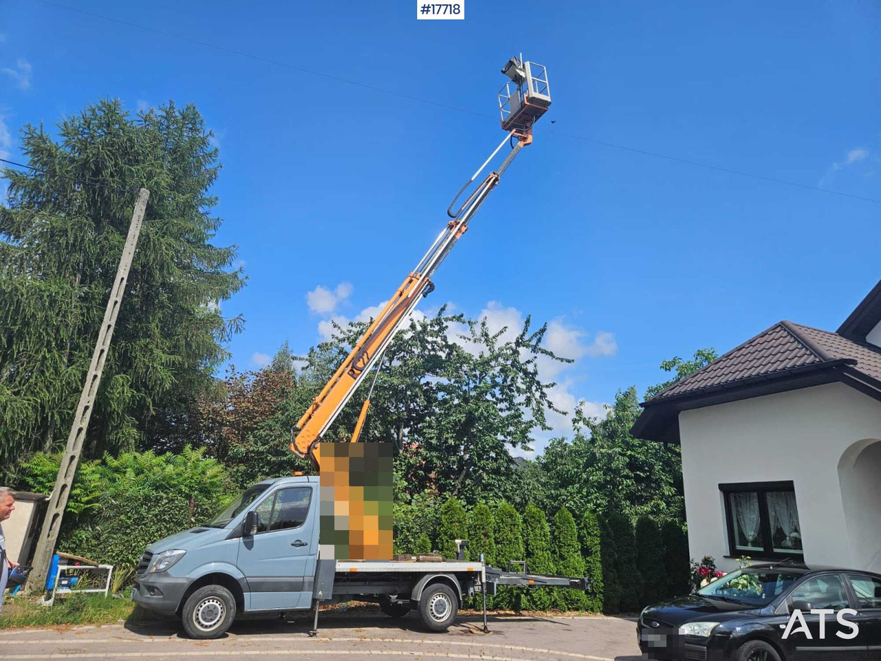 2014 Mercedes-Benz Sprinter - Грузовик с подъемником: фото 1 2014 Mercedes-Benz Sprinter - Грузовик с подъемником: фото 1