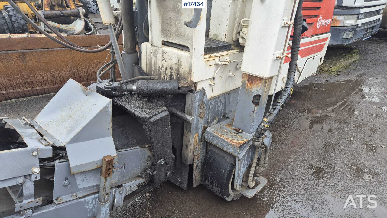 Дорожная фреза Asphalt milling machine WIRTGEN W-500 (1993): фото 15 Дорожная фреза Asphalt milling machine WIRTGEN W-500 (1993): фото 15