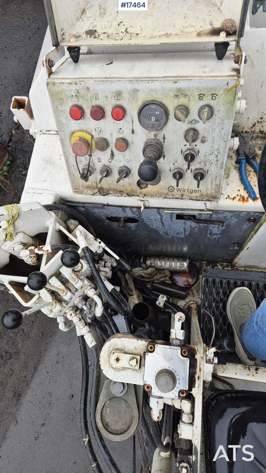 Дорожная фреза Asphalt milling machine WIRTGEN W-500 (1993): фото 12 Дорожная фреза Asphalt milling machine WIRTGEN W-500 (1993): фото 12