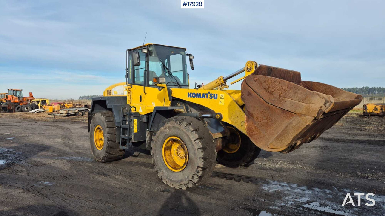 Wheel loader KOMATSU WA320-5H (2005) - Другая техника: фото 2 Wheel loader KOMATSU WA320-5H (2005) - Другая техника: фото 2