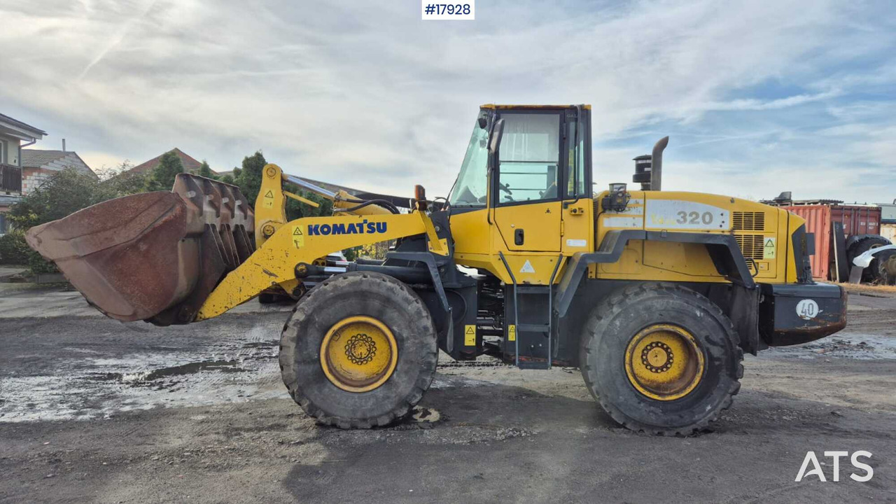 Wheel loader KOMATSU WA320-5H (2005) - Другая техника: фото 3 Wheel loader KOMATSU WA320-5H (2005) - Другая техника: фото 3
