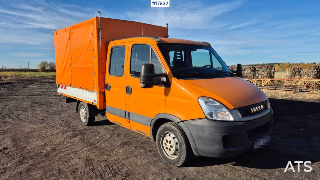 IVECO 35S14D double cab with box body (2011) - Тентованный фургон, Грузопассажирский фургон: фото 2 IVECO 35S14D double cab with box body (2011) - Тентованный фургон, Грузопассажирский фургон: фото 2