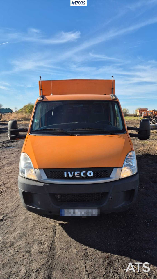 IVECO 35S14D double cab with box body (2011) - Тентованный фургон, Грузопассажирский фургон: фото 4 IVECO 35S14D double cab with box body (2011) - Тентованный фургон, Грузопассажирский фургон: фото 4