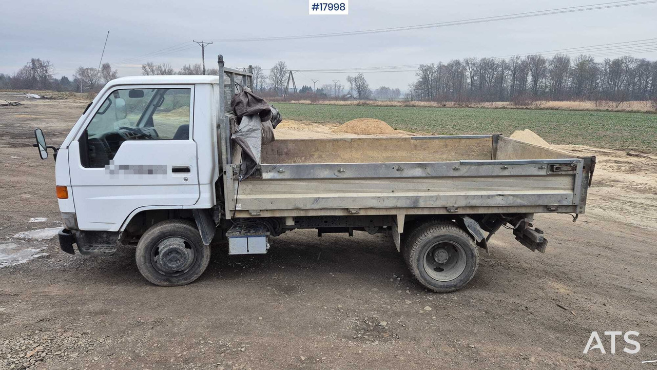 TOYOTA DYNA 3.5t dump truck (1999) - Самосвал: фото 5 TOYOTA DYNA 3.5t dump truck (1999) - Самосвал: фото 5
