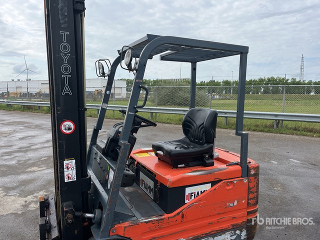 1993 Toyota 5FBE15 Electric Forklift - Электропогрузчик: фото 5 1993 Toyota 5FBE15 Electric Forklift - Электропогрузчик: фото 5
