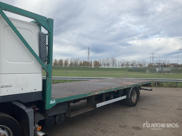 2002 Volvo FM280 4x2 Sleeper Flatbed Truck - Грузовик бортовой/ Платформа: фото 5 2002 Volvo FM280 4x2 Sleeper Flatbed Truck - Грузовик бортовой/ Платформа: фото 5