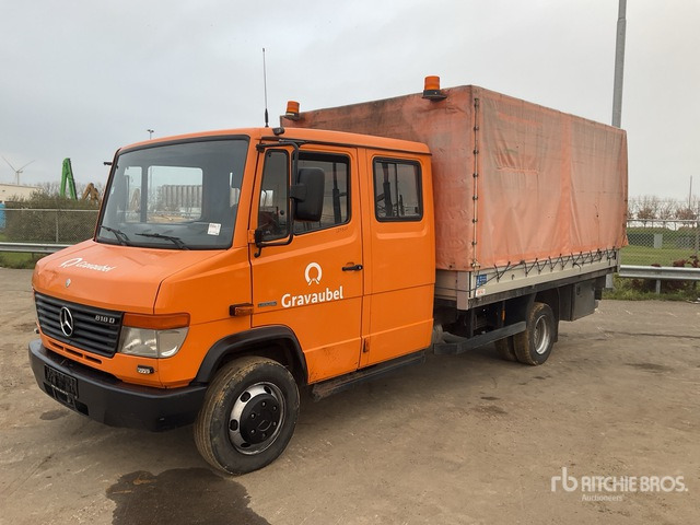 2010 Mercedes-Benz Vario 818DE 4x2 Service Truck - Тентованный фургон, Грузопассажирский фургон: фото 2 2010 Mercedes-Benz Vario 818DE 4x2 Service Truck - Тентованный фургон, Грузопассажирский фургон: фото 2
