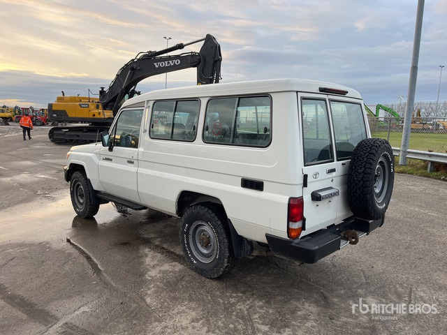 2018 Toyota Land Cruiser 4WD SUV - Внедорожник: фото 2 2018 Toyota Land Cruiser 4WD SUV - Внедорожник: фото 2