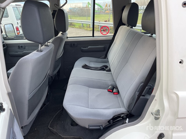 2020 Toyota Land Cruiser 4WD SUV - Внедорожник: фото 5 2020 Toyota Land Cruiser 4WD SUV - Внедорожник: фото 5