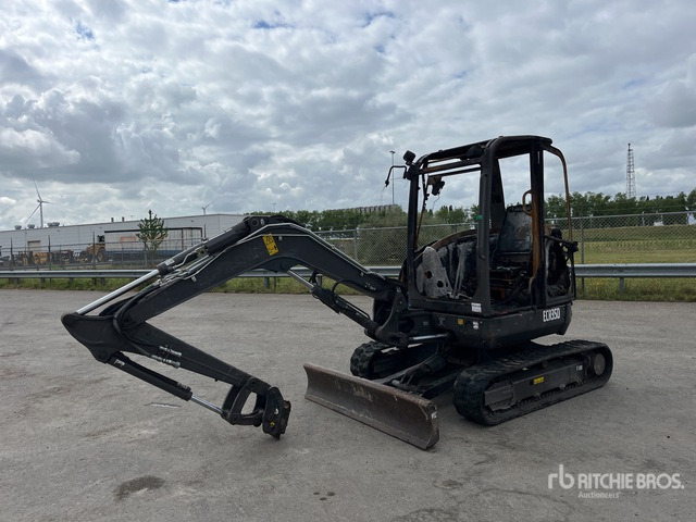 2021 Volvo ECR35D (Inoperable) Mini Excavator: <6.6t - Мини-экскаватор: фото 1 2021 Volvo ECR35D (Inoperable) Mini Excavator: <6.6t - Мини-экскаватор: фото 1