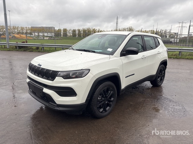 2022 Jeep Compass Longitude 4WD Hybrid (Unused) SUV - Внедорожник: фото 1 2022 Jeep Compass Longitude 4WD Hybrid (Unused) SUV - Внедорожник: фото 1