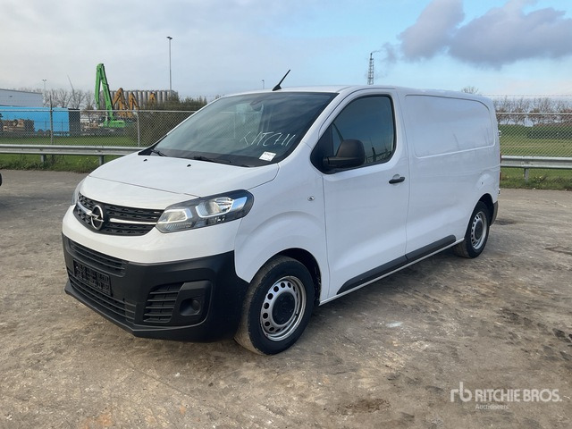 2023 Opel Vivaro Passenger Van - Микроавтобус, Пассажирский фургон: фото 1 2023 Opel Vivaro Passenger Van - Микроавтобус, Пассажирский фургон: фото 1