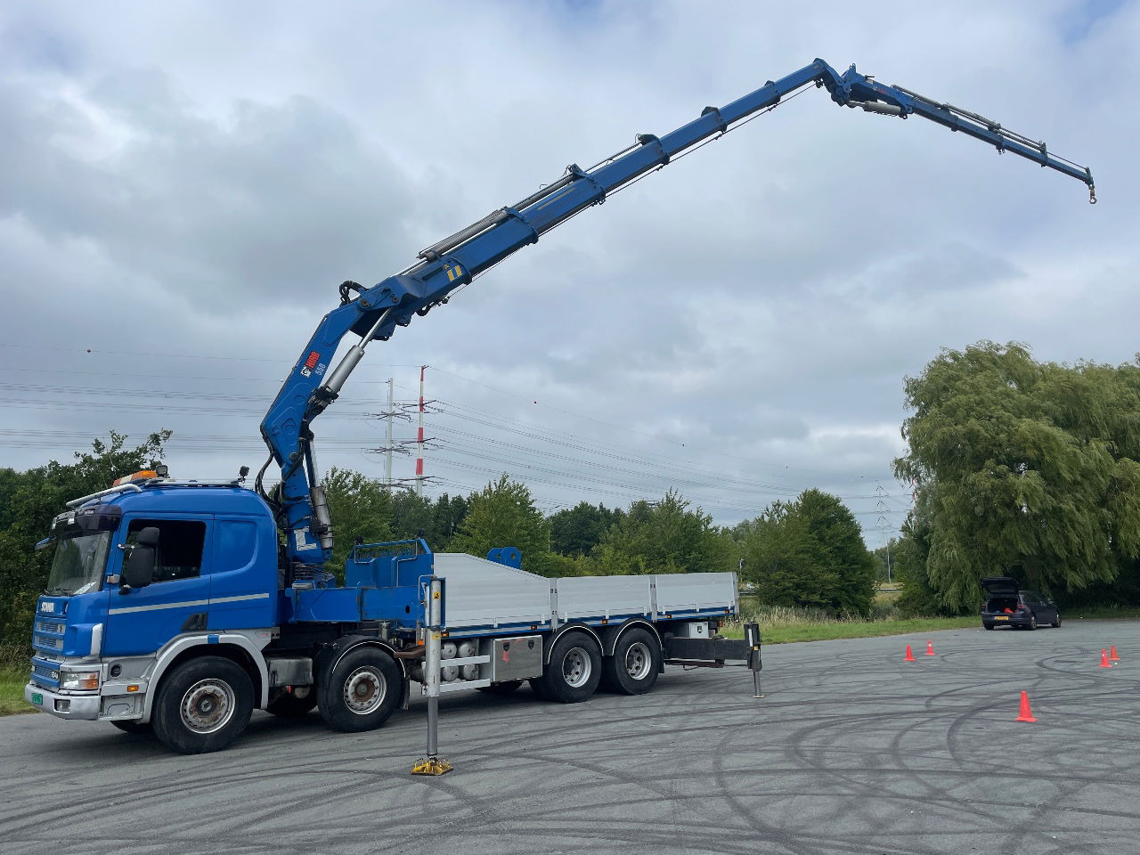 Scania P124-400 124 with hiab 550 crane with jib, excellent condition - Автоманипулятор: фото 2 Scania P124-400 124 with hiab 550 crane with jib, excellent condition - Автоманипулятор: фото 2
