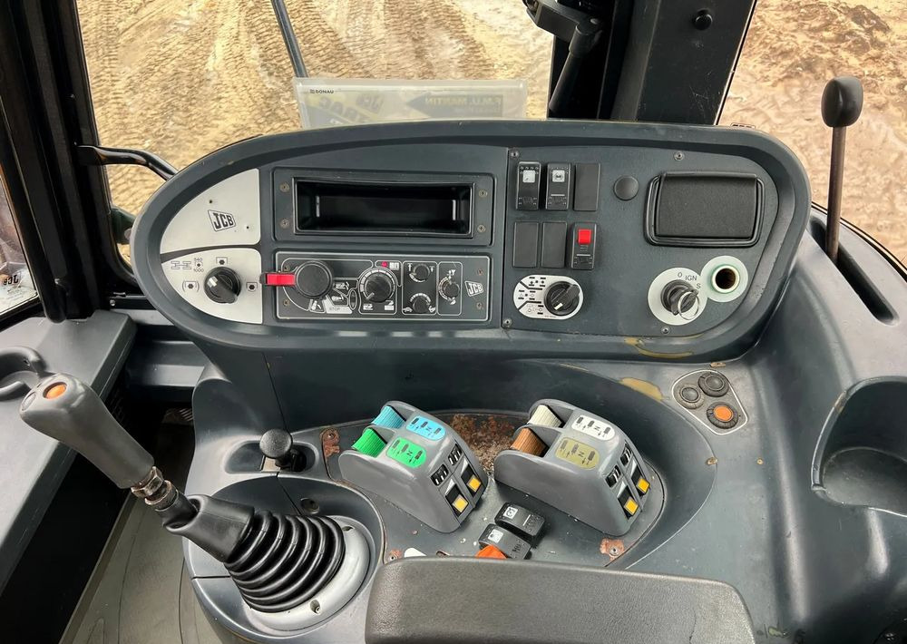 JCB Fastrac 3190 - Трактор: фото 4 JCB Fastrac 3190 - Трактор: фото 4