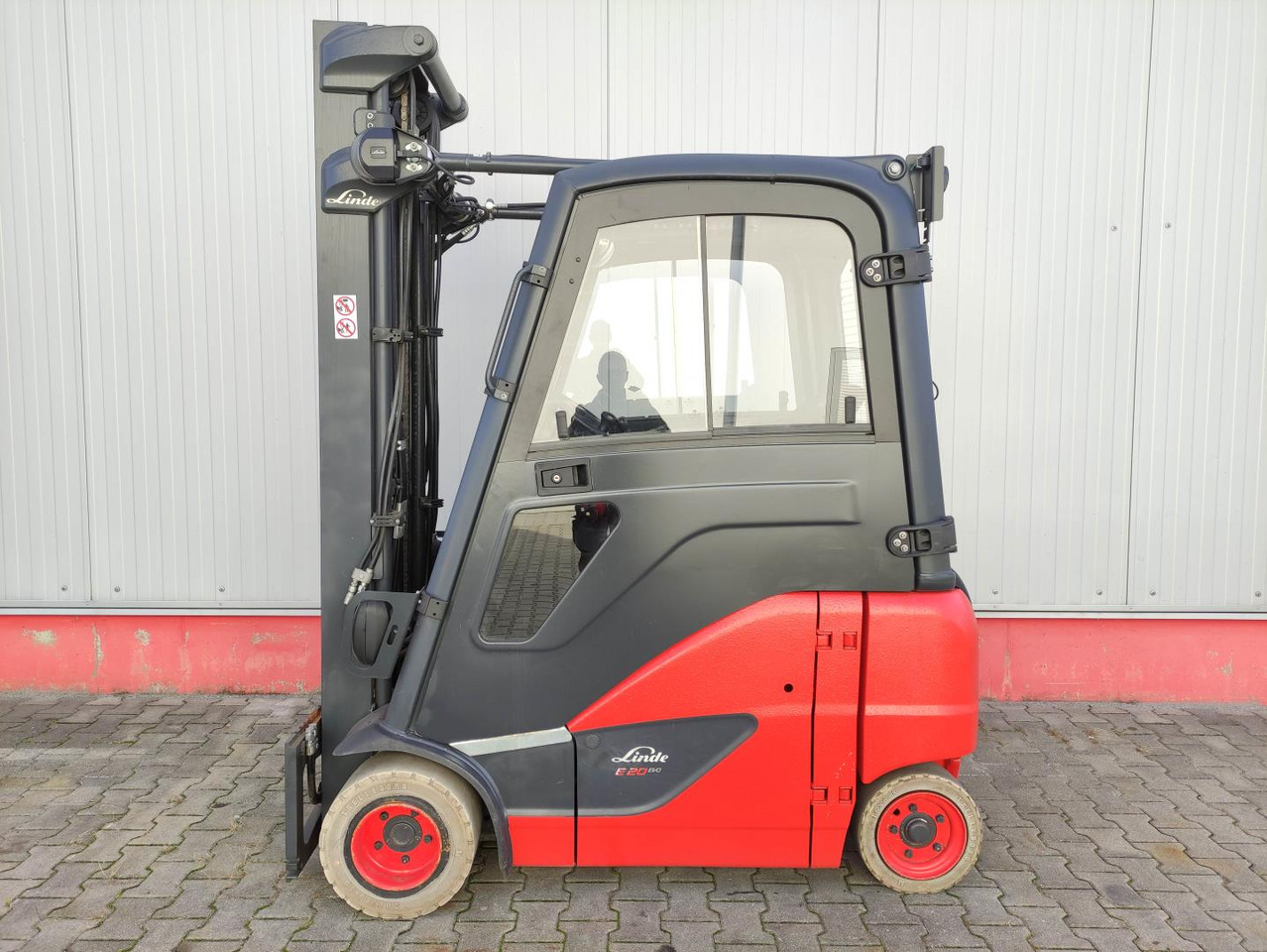 Linde E20PH-02-386-EVO - Электропогрузчик: фото 1 Linde E20PH-02-386-EVO - Электропогрузчик: фото 1