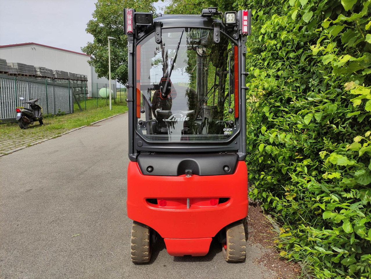 Linde E20PH-02-386-EVO - Электропогрузчик: фото 4 Linde E20PH-02-386-EVO - Электропогрузчик: фото 4