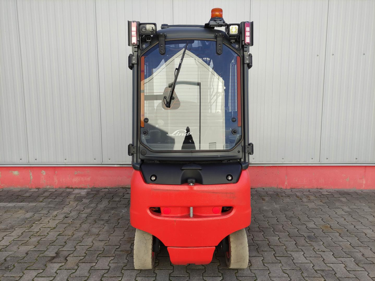 Linde E20PH-02-386-EVO - Электропогрузчик: фото 4 Linde E20PH-02-386-EVO - Электропогрузчик: фото 4