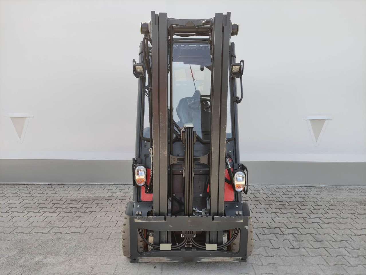 Linde E20PH-02-EVO-386 - Электропогрузчик: фото 3 Linde E20PH-02-EVO-386 - Электропогрузчик: фото 3