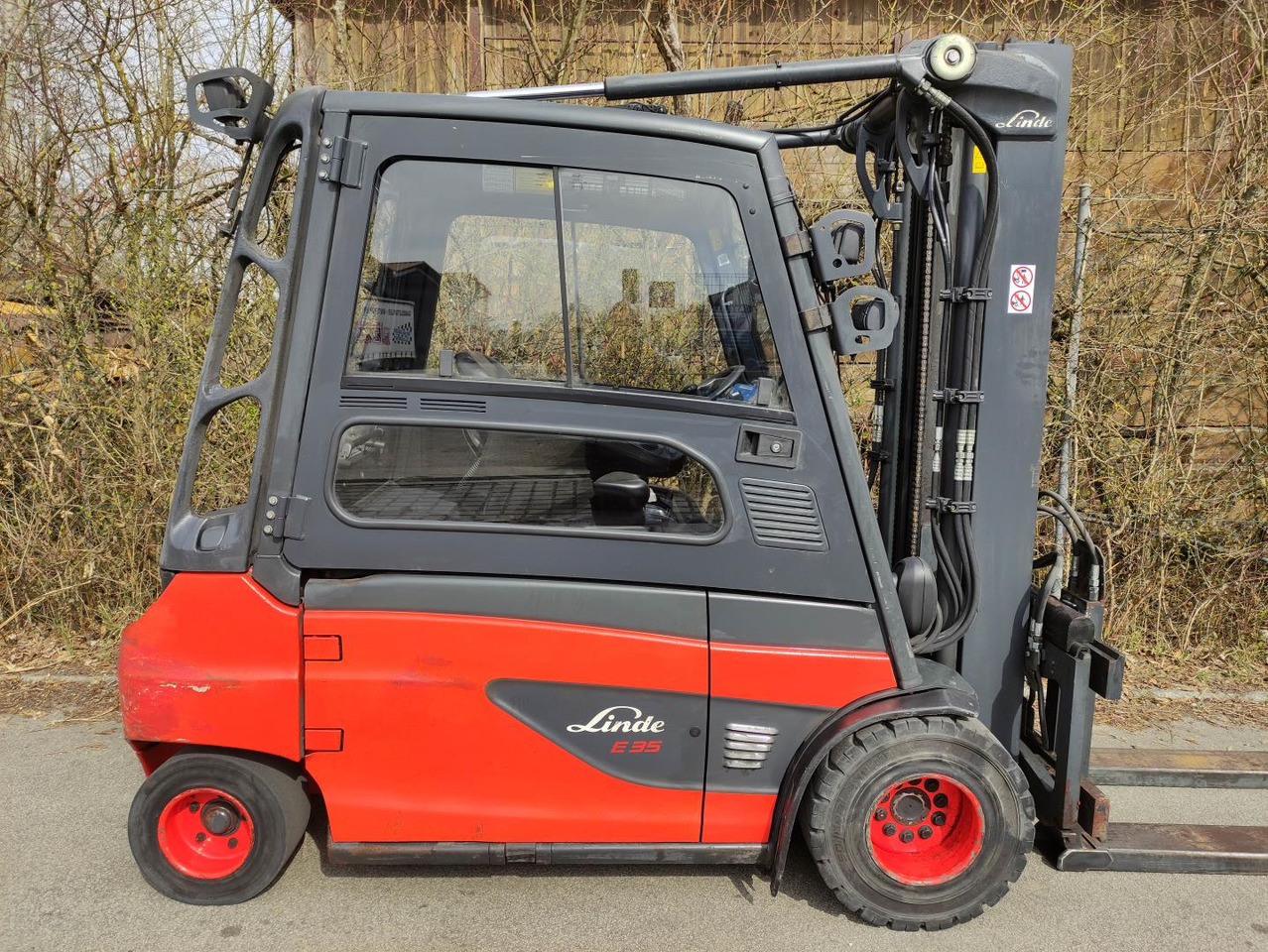 Linde E35L-01-387 - Электропогрузчик: фото 2 Linde E35L-01-387 - Электропогрузчик: фото 2