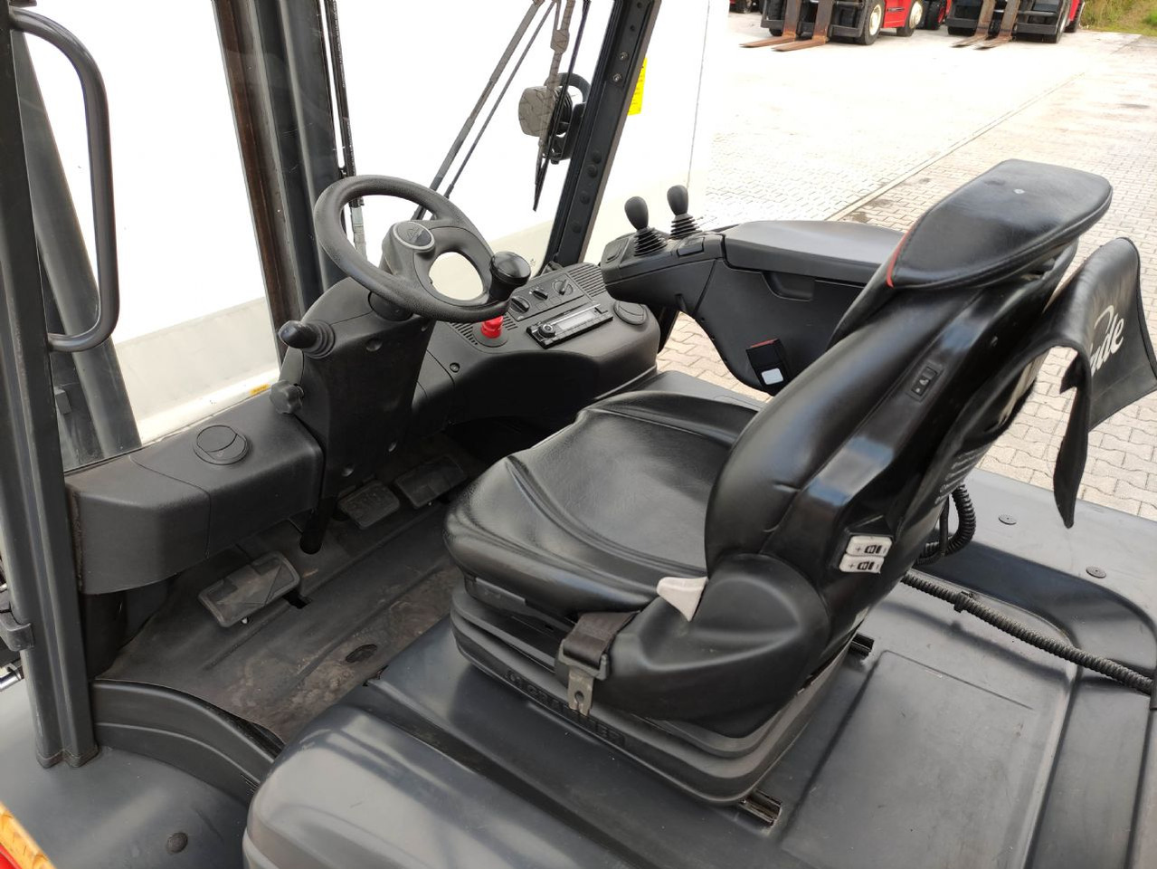 Linde E50HL-01-388 - Электропогрузчик: фото 5 Linde E50HL-01-388 - Электропогрузчик: фото 5