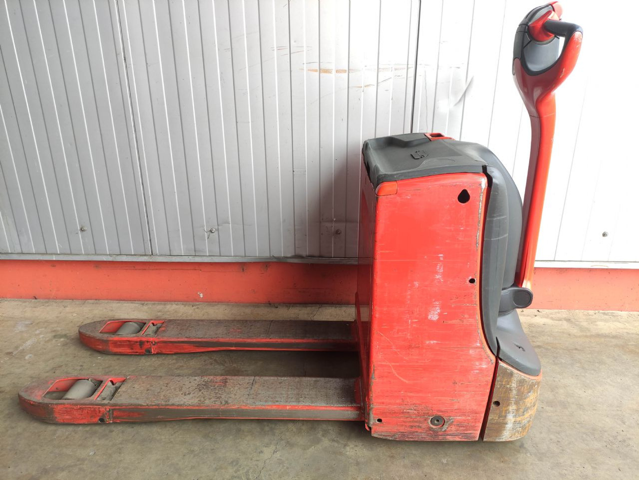 Linde T16-1152 - Тележка: фото 1 Linde T16-1152 - Тележка: фото 1
