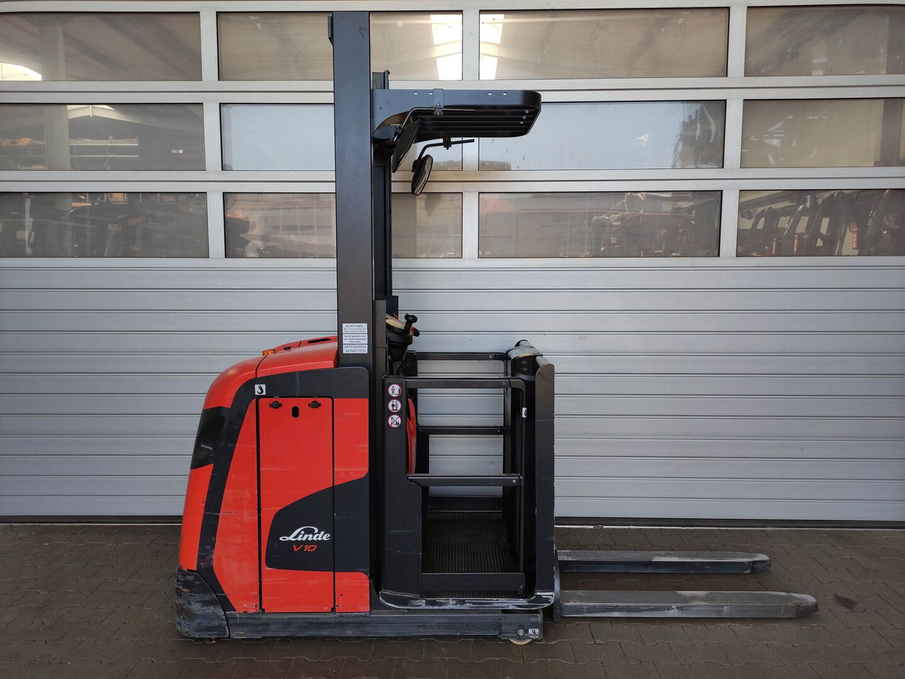 Linde V10-02 - Сборщик заказов: фото 1 Linde V10-02 - Сборщик заказов: фото 1