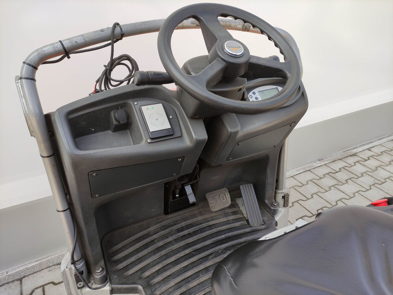 Still LTX-70 - Складской тягач: фото 5 Still LTX-70 - Складской тягач: фото 5