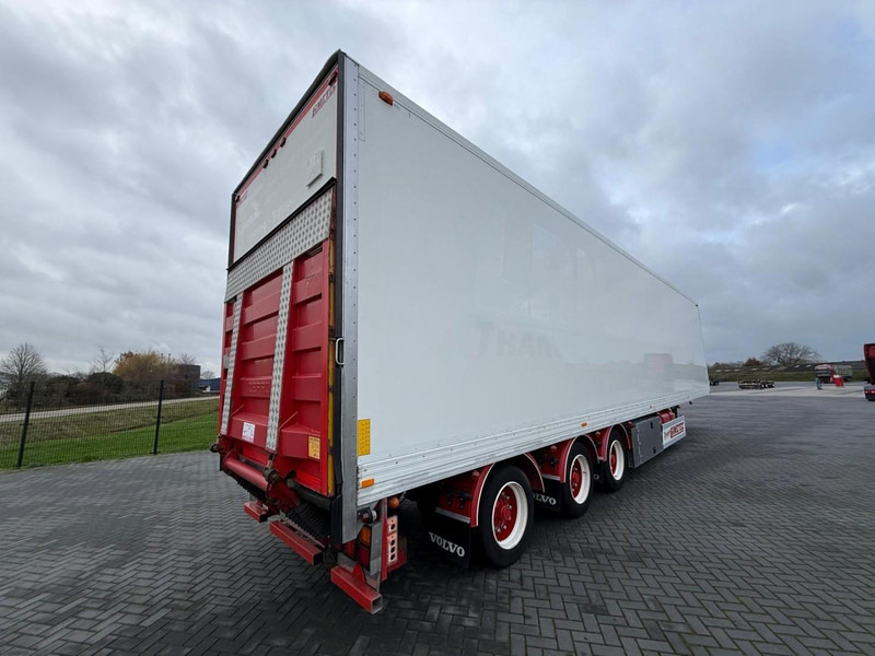 Limetec PPU342 MEGA, ZIJDEUREN, WEINIG UREN, STUURAS, TOPSTAAT. - Полуприцеп-рефрижератор: фото 5 Limetec PPU342 MEGA, ZIJDEUREN, WEINIG UREN, STUURAS, TOPSTAAT. - Полуприцеп-рефрижератор: фото 5