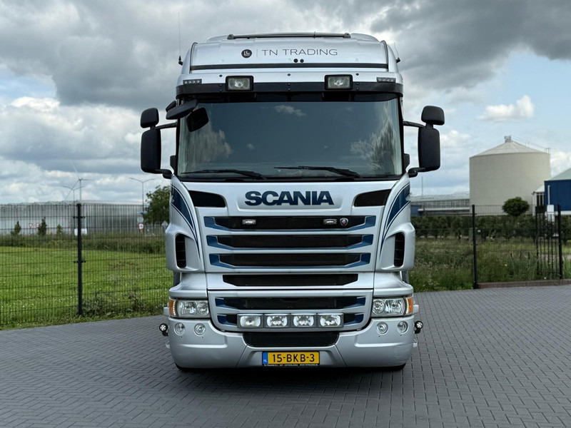 Scania R440 NL TRUCK, TIRES 80%, FULL SPOILER, RETARDER, STEEL/AIR. - Тягач: фото 4 Scania R440 NL TRUCK, TIRES 80%, FULL SPOILER, RETARDER, STEEL/AIR. - Тягач: фото 4
