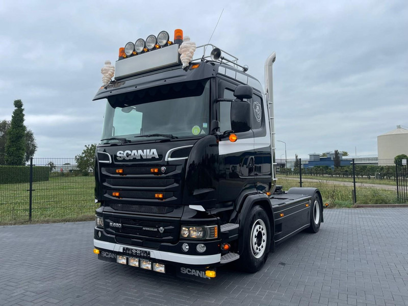 Scania R520 SHOW TRUCK, RETARDER, LEATHER SEATS, MANUEL! - Тягач: фото 2 Scania R520 SHOW TRUCK, RETARDER, LEATHER SEATS, MANUEL! - Тягач: фото 2