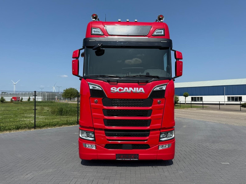 Scania S590 V8 NGS FULL AIR, ALCOA, LEATHER, HYDRAULIC, LIKE NEW. - Тягач: фото 3 Scania S590 V8 NGS FULL AIR, ALCOA, LEATHER, HYDRAULIC, LIKE NEW. - Тягач: фото 3