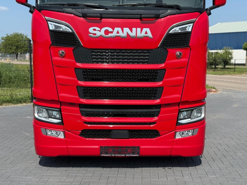 Scania S590 V8 NGS FULL AIR, ALCOA, LEATHER, HYDRAULIC, LIKE NEW. - Тягач: фото 5 Scania S590 V8 NGS FULL AIR, ALCOA, LEATHER, HYDRAULIC, LIKE NEW. - Тягач: фото 5