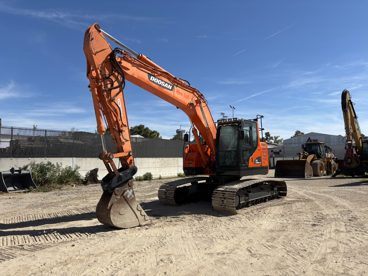 DOOSAN DX235LCR - Гусеничный экскаватор: фото 1 DOOSAN DX235LCR - Гусеничный экскаватор: фото 1