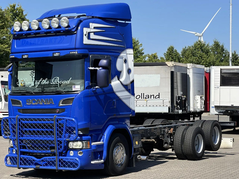 Scania R580 V8 6X2 Chassis WB 4.70mtr Retarder Topline Euro 6 - Грузовик-шасси: фото 1 Scania R580 V8 6X2 Chassis WB 4.70mtr Retarder Topline Euro 6 - Грузовик-шасси: фото 1