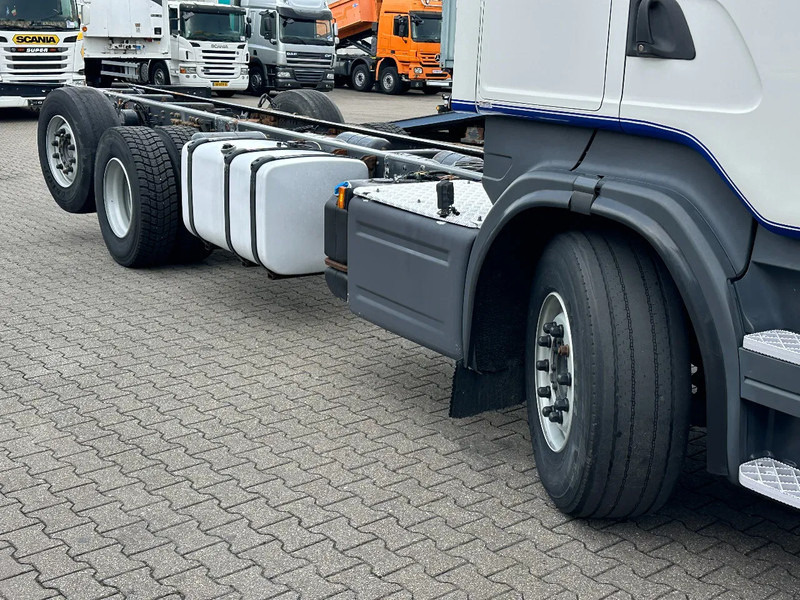 Scania R580 V8 6x2*4 Chassis Retarder Full Air 4.90 Wb Euro 6 - Грузовик-шасси: фото 2 Scania R580 V8 6x2*4 Chassis Retarder Full Air 4.90 Wb Euro 6 - Грузовик-шасси: фото 2