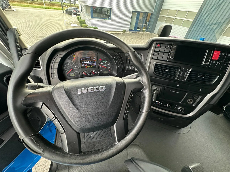 Тягач Iveco Stralis 460 LNG Euro 6 Retarder *NL-Truck*: фото 17 Тягач Iveco Stralis 460 LNG Euro 6 Retarder *NL-Truck*: фото 17