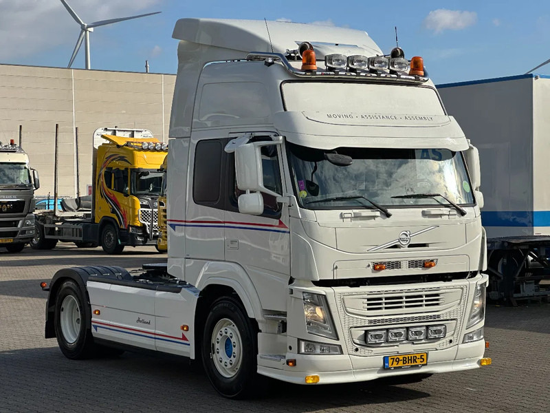 Volvo FM 450 Globe XL - Euro 6 - Full Spoiler - Smart Tacho *NL-truck* - Тягач: фото 2 Volvo FM 450 Globe XL - Euro 6 - Full Spoiler - Smart Tacho *NL-truck* - Тягач: фото 2