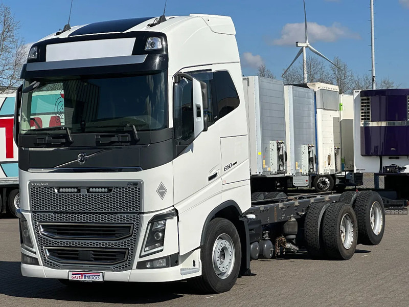 Volvo FH 16.650 6x2 Chassis Retarder Euro 6 WB 4.30 Full Air - Грузовик-шасси: фото 1 Volvo FH 16.650 6x2 Chassis Retarder Euro 6 WB 4.30 Full Air - Грузовик-шасси: фото 1