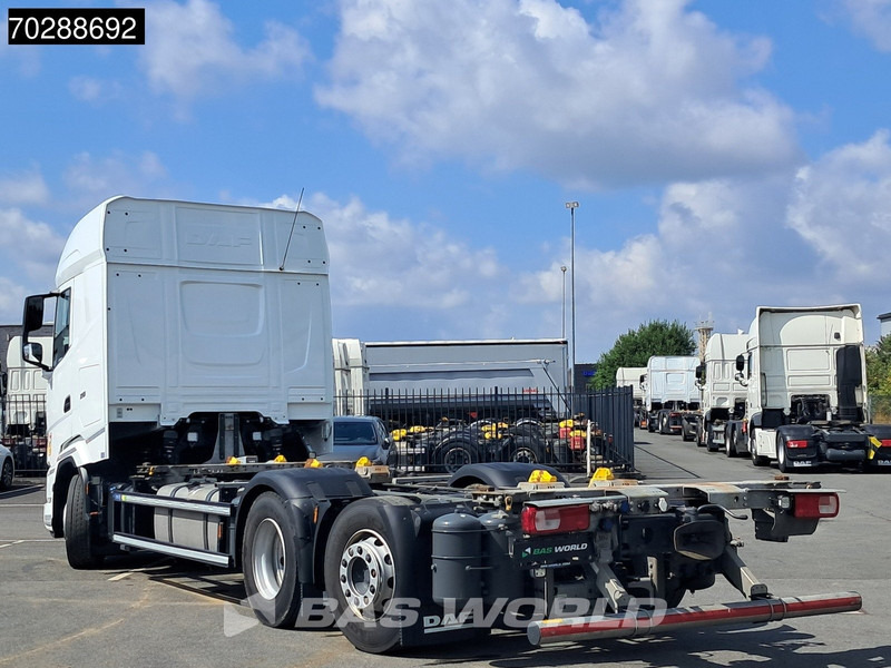 DAF XG 480 6X2 BDF 2xTanks Lift+lenkasche Automatic ACC LED Euro 6 - Грузовик-контейнеровоз/ Сменный кузов: фото 2 DAF XG 480 6X2 BDF 2xTanks Lift+lenkasche Automatic ACC LED Euro 6 - Грузовик-контейнеровоз/ Сменный кузов: фото 2