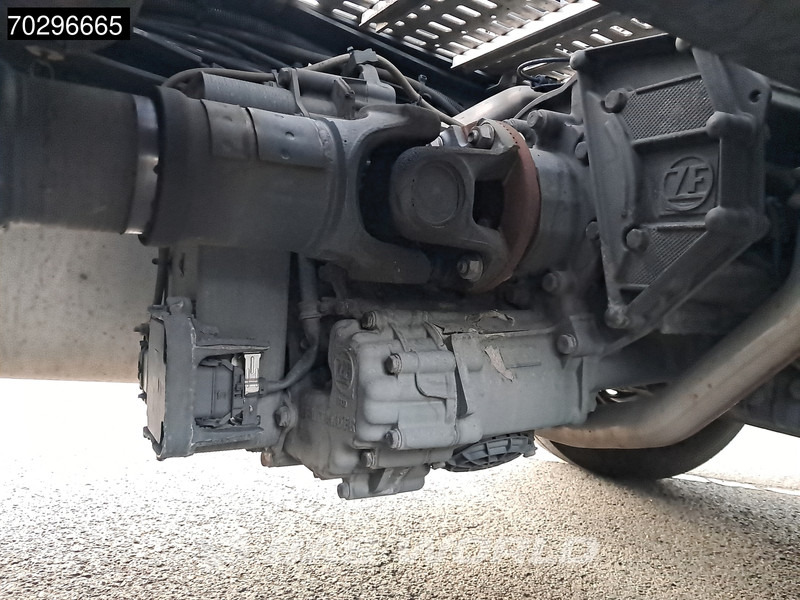 Тягач DAF XF 480 4X2 SSC Retarder 2xTanks ACC LED Standklima Euro 6: фото 12 Тягач DAF XF 480 4X2 SSC Retarder 2xTanks ACC LED Standklima Euro 6: фото 12